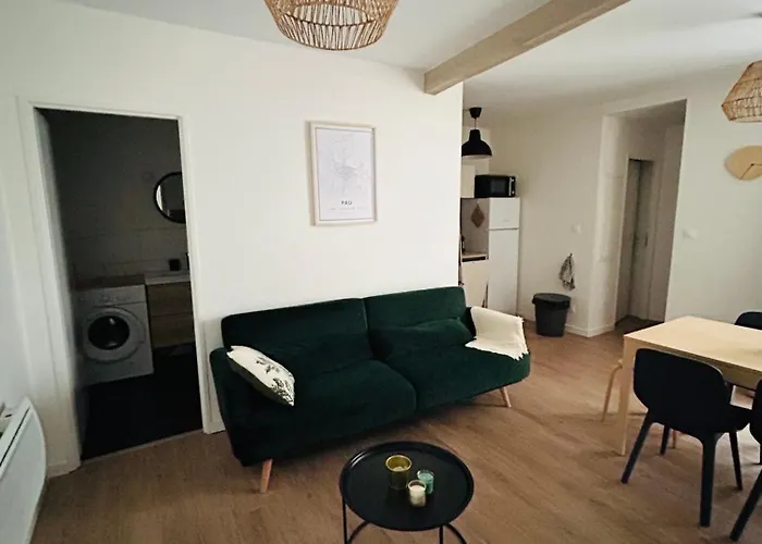 Апартаменты Le Patio : Chic 3 Au Coeur De